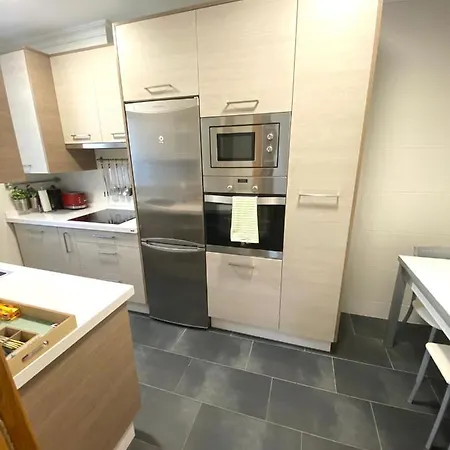 Apto Centrico Arenal Family, Parking Gratis * Lugo