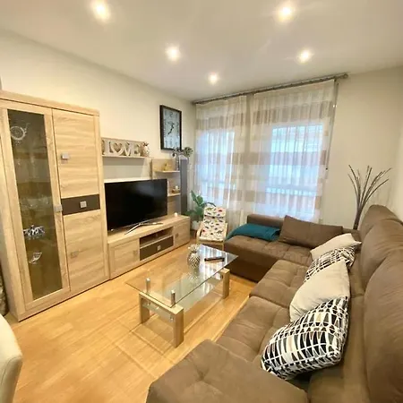 Apto Centrico Arenal Family, Parking Gratis * Lugo
